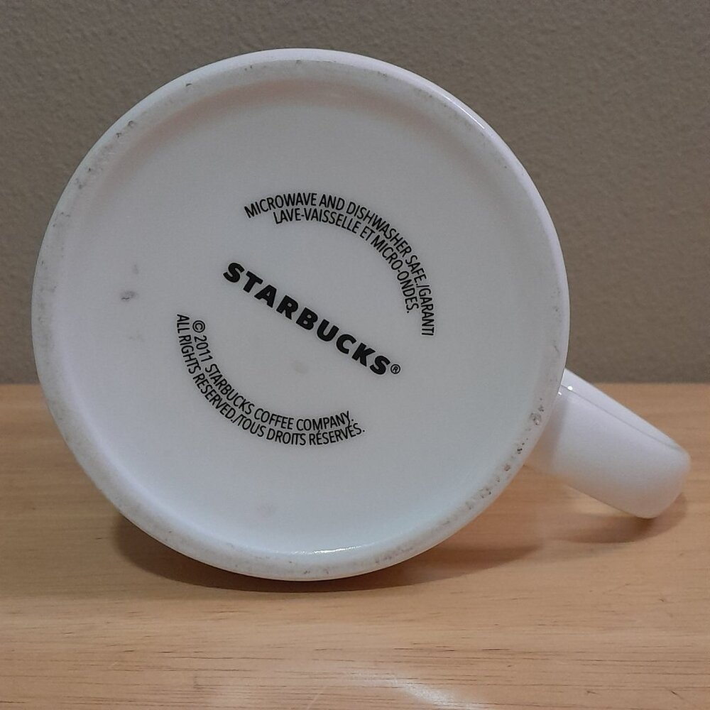 Starbucks 2011 Retired Chubby Ceramic Travel Mug White w Green Siren Logo 16oz - Picture 7 of 7